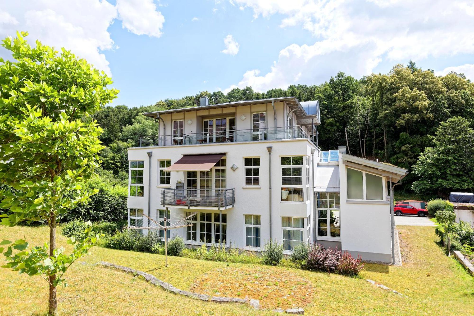 Grosszuegiges Helles Penthouse -Komplette Etage- Mit Balkon Und Stellplatz In Ruhiger Lage Κούλμμπαχ Εξωτερικό φωτογραφία